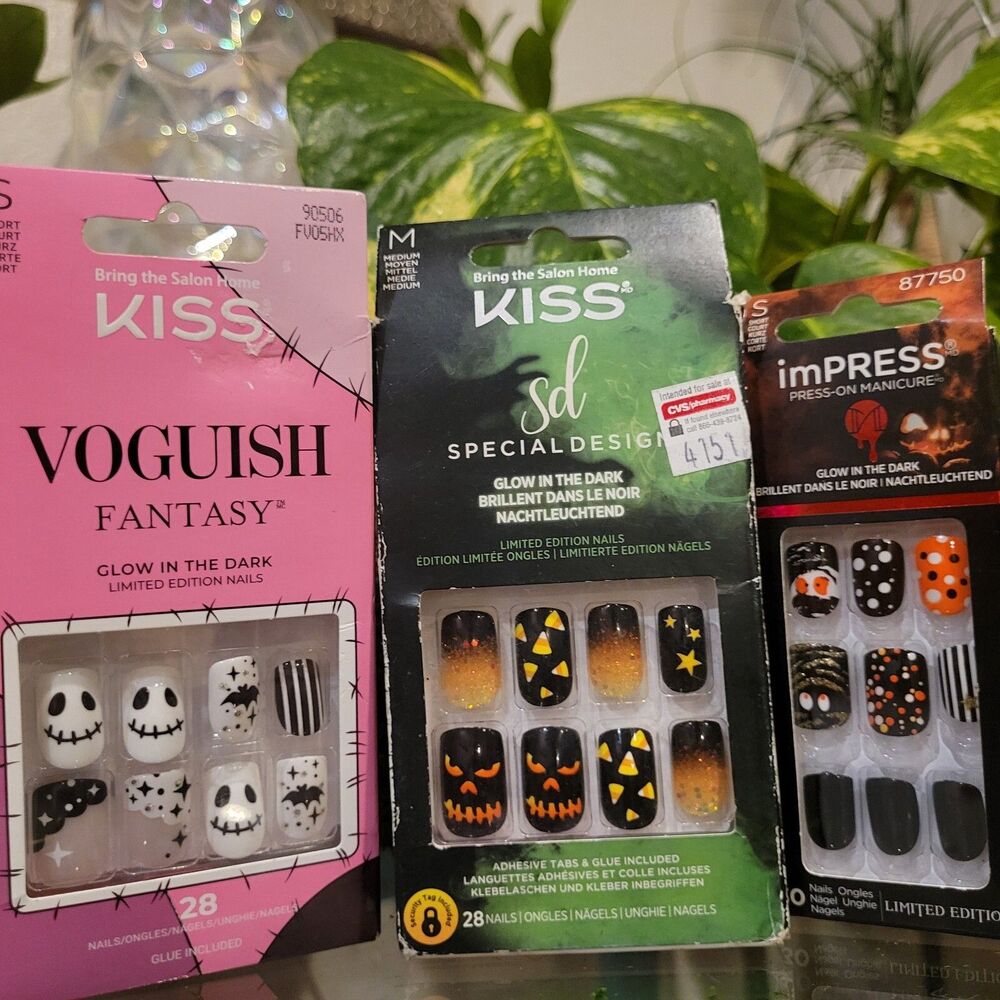 3x Kiss Halloween Special Design Nails Lot Glow Voguish Short Square Candy Corn - Picture 2 of 12
